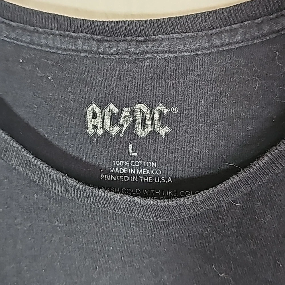 URBAN Outfitters AC DC band tee - Picture 2 of 4